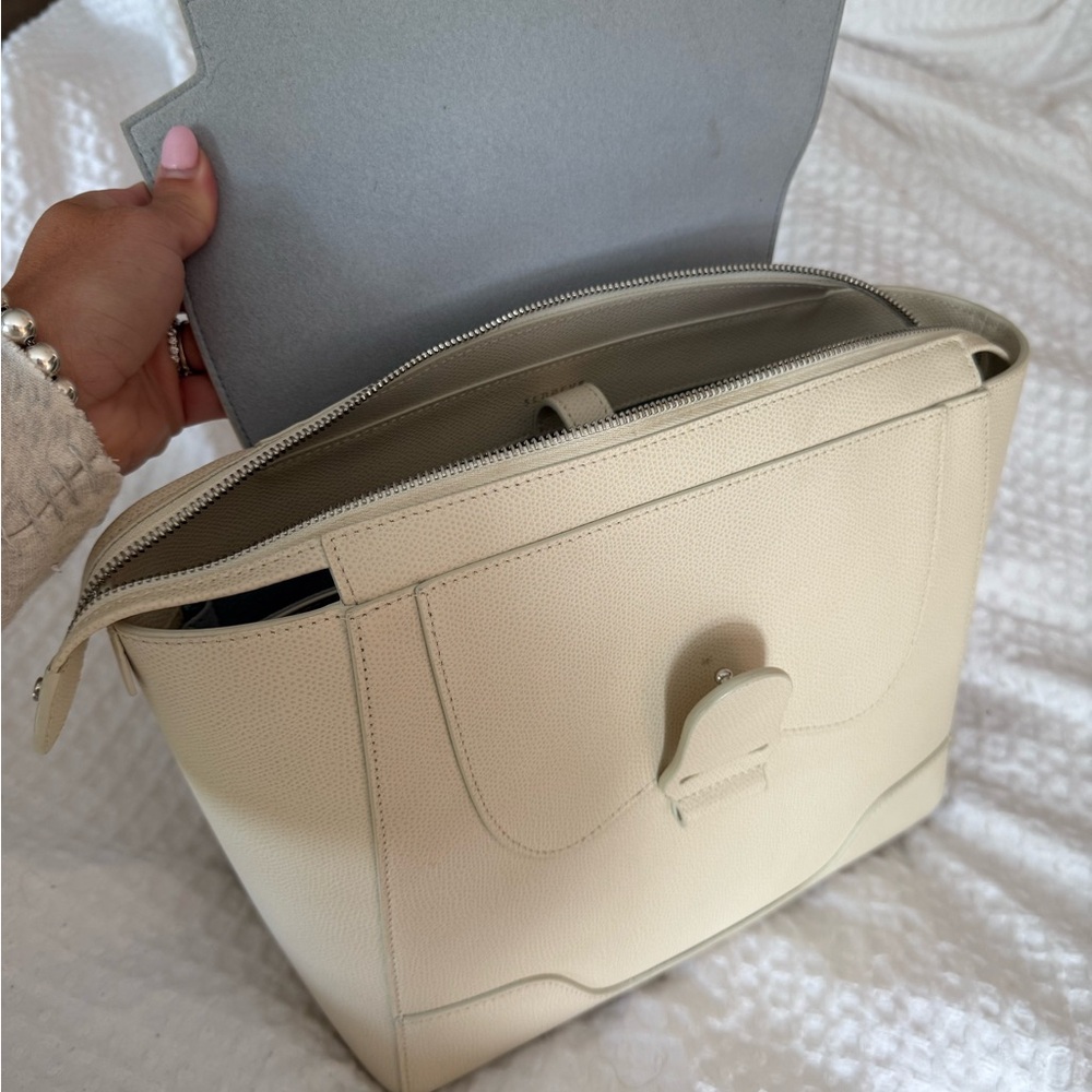Senreve Cream Backpack Structured Design - Picture 3 of 9